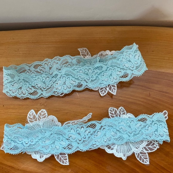 Bride Lace garter - Picture 2 of 2